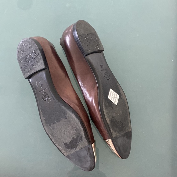 Chanel Brown Ballet Flats with silver Metal Toe. Size 39 - Picture 8 of 13